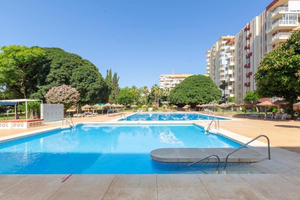 Apt Moderno Con Vistas, Recepcion 24 Hs Y Piscinas Бенальмадена Экстерьер фото